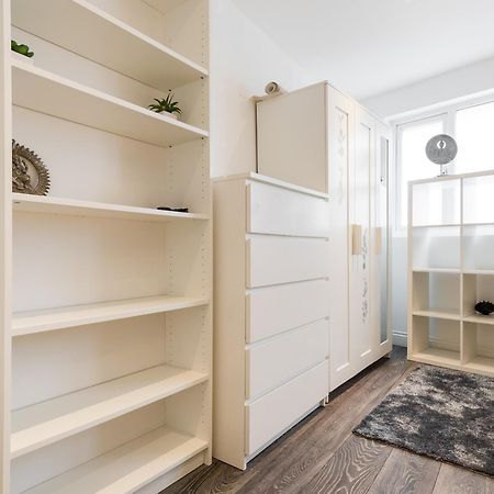 Whitechapel Grand Apartment London Bagian luar foto