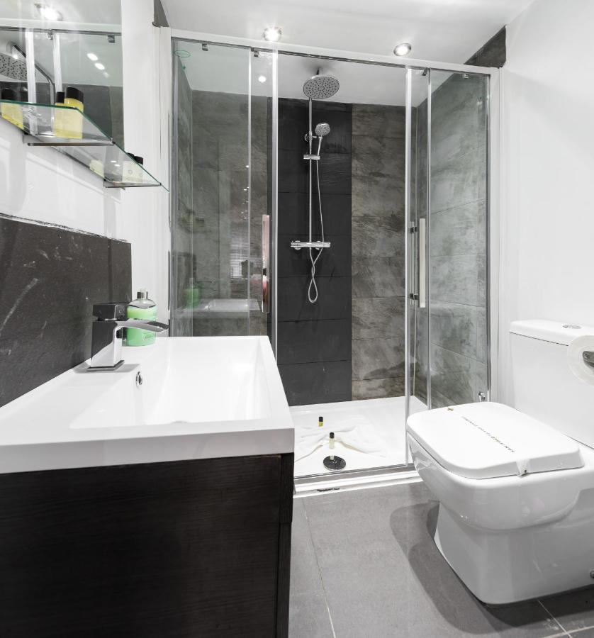 Whitechapel Grand Apartment London Bagian luar foto